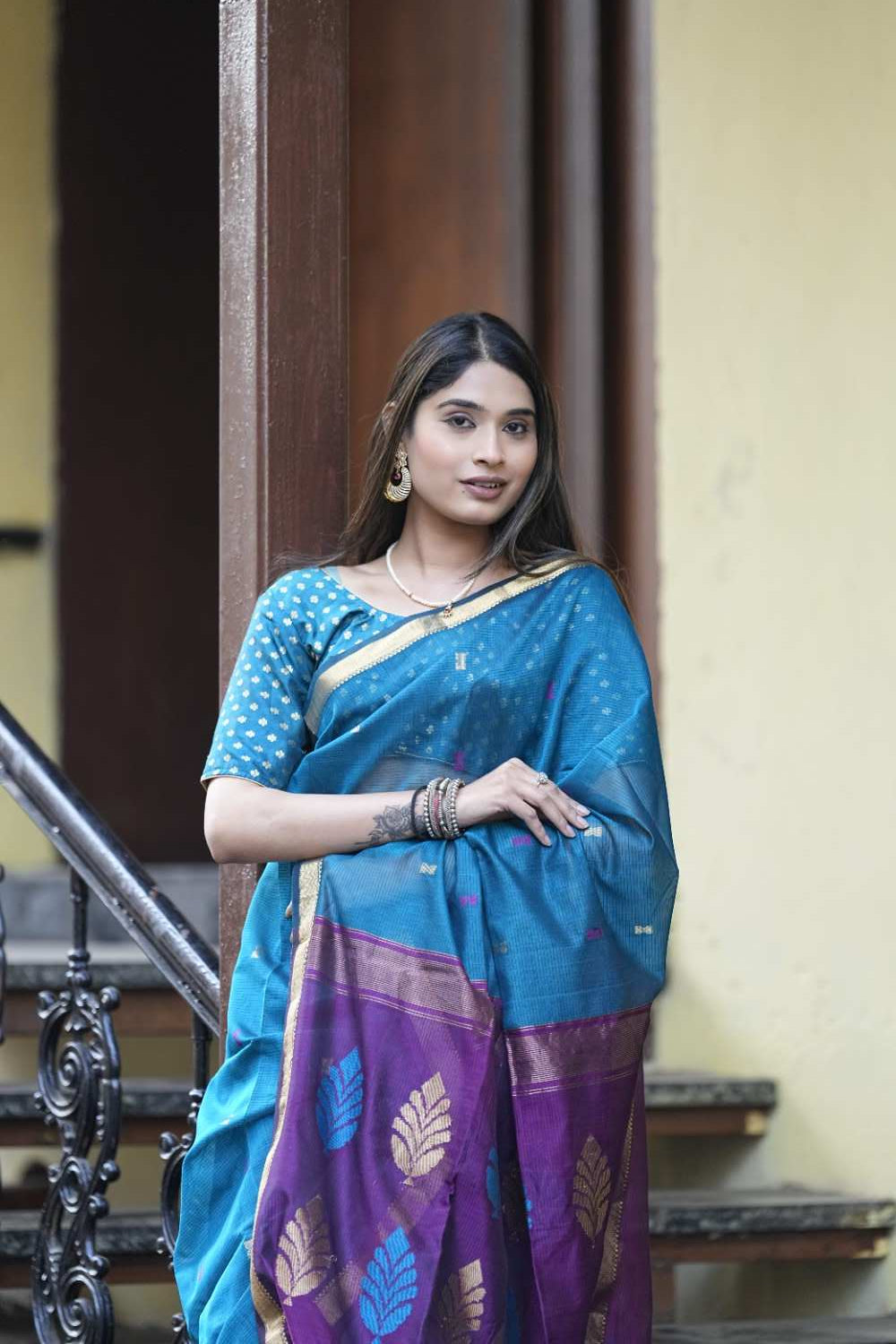 Rayva weaving Contrast Pallu