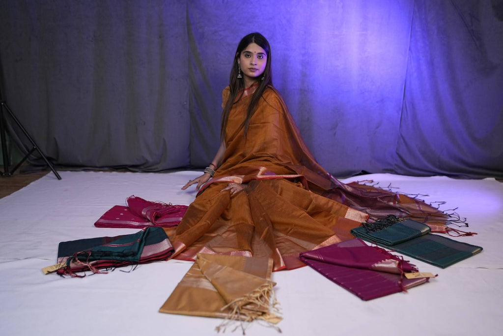 Plain Jari Border Pallu