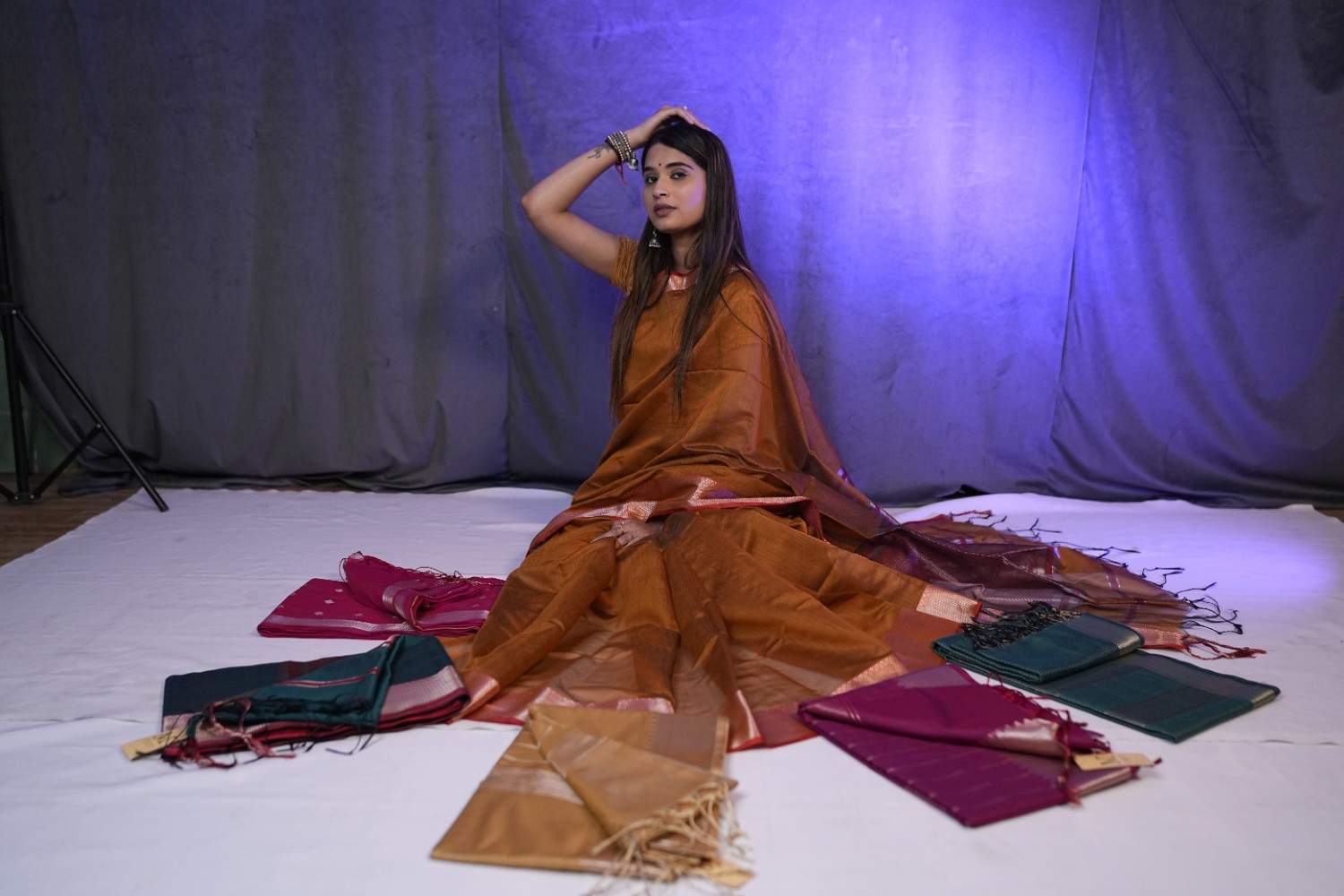Plain Jari Border Pallu
